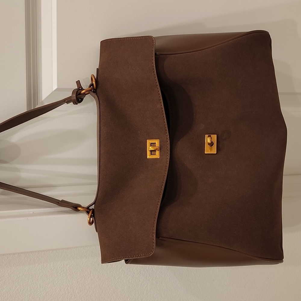 Elegant Brown Suede Handbag